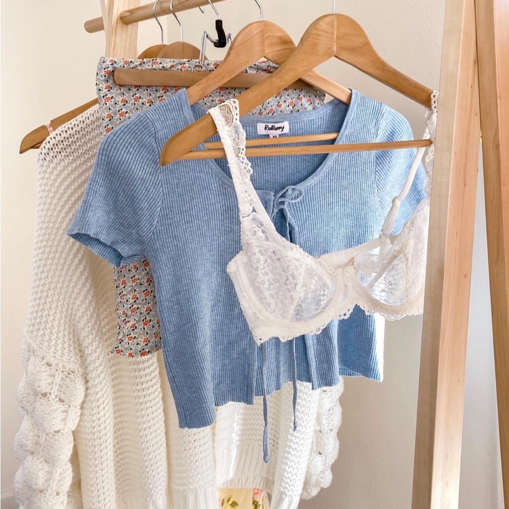 Blue knit tie up shirt
